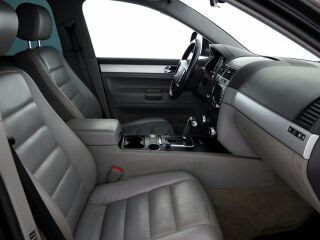 Volkswagen Touareg Highline Facelift ATM 2.5 TDI 128кВ