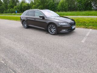Skoda Superb 2.0 206kW