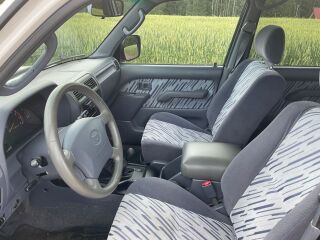 Toyota Land Cruiser 90 3.4 131кВ