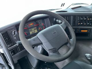 Volvo FM 410 8x4*4 308kW