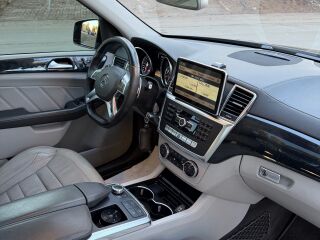 Mercedes-Benz ML 63 AMG 5.5 410kW