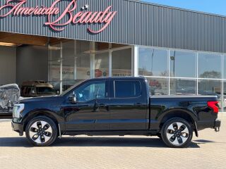 Ford F-150 Lightning Platinum Extended Range SuperCrew