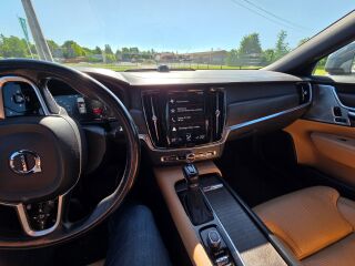 Volvo V90 Cross Country 2.0 173kW