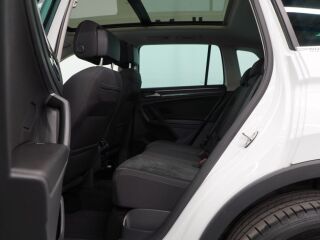 Volkswagen Tiguan Elegance eHybrid 1.4 180кВ
