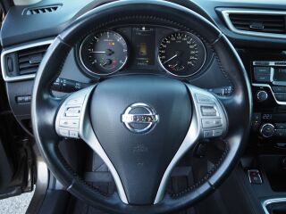 Nissan Qashqai Tekna EU5 1.5 dCi Pure Drive 81kW