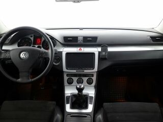 Volkswagen Passat Highline 2.0 TDI 125кВ
