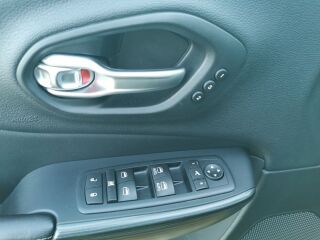Jeep Cherokee LIMITED AWD 2.2 147kW