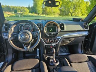 MINI Countryman 2.0 141кВ