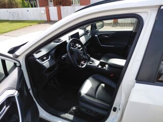 Toyota RAV4 SUV 2.0 129kW