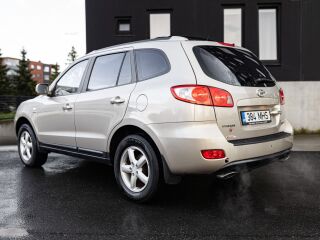 Hyundai Santa Fe 2.7 139kW