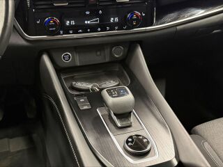 Nissan Qashqai N-Connecta 4WD 1.3 116kW