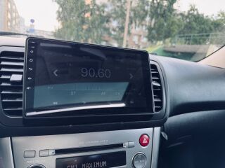 Subaru Legacy Luxury 4x4 3.0 180кВ