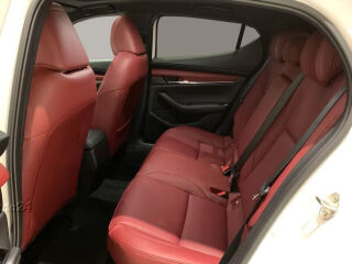 Mazda 3 Luxury 2.0 e-Skyactiv X 137kW