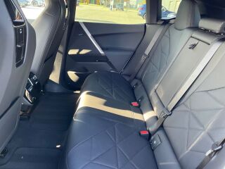BMW iX xDrive 40 240кВ