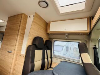 Citroen RoadCar VAN 640 2.2 HDI 121kW