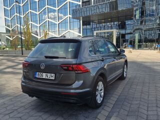 Volkswagen Tiguan Comfortline Business 2.0 R4 DFGA 110kW