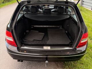 Mercedes-Benz C 200 2.1 100kW