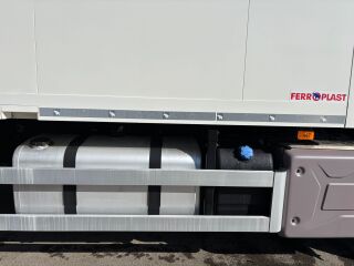 Renault T 380 4x2 EURO6 + CARRIER SUPRA 1150 U EURO 6 388kW