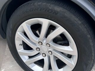 Land Rover Discovery 3.0 190kW