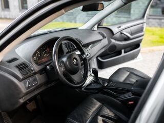 BMW X5 Shadowline IS-pakett Facelift 3.0 160kW