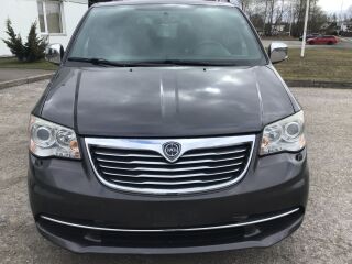 Lancia Voyager LUXURY STOW N GO SWISS GOLD S LINE EDITION 131kW