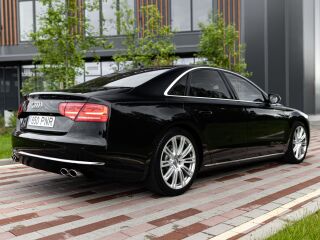 Audi A8 Comfortline 3.0 184kW
