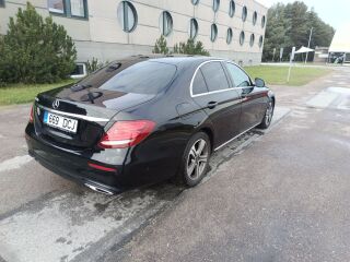 Mercedes-Benz E 220 2.0 143kW