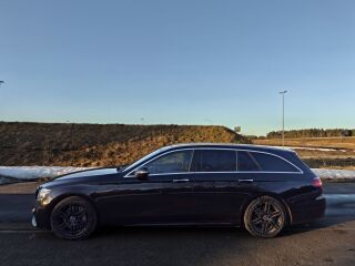 Mercedes-Benz E 220 AMG Line 2.0 143kW