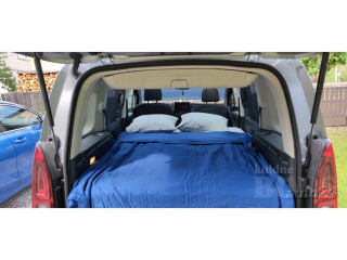 Citroen BERLINGO sisustus
