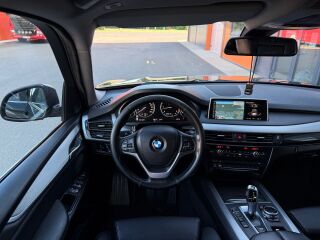 BMW X5 xDrive30d Comfort 3.0 R6 d 190kW