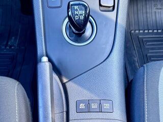 Toyota Auris 1.8 73kW