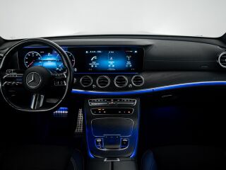 Mercedes-Benz E 220 d 4Matic AMG Line Night Package 2.0 143kW