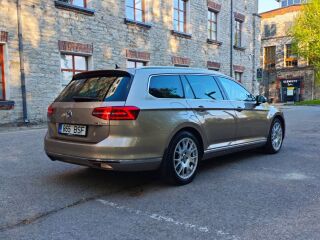 Volkswagen Passat Highline Executive MY2017 1.8 TSI 132kW