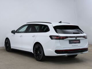 Volkswagen Passat R-Line 4Motion 2.0 142кВ