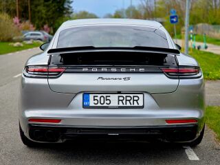 Porsche Panamera 4S V8 Diesel Sport Chrono 4.0 310kW