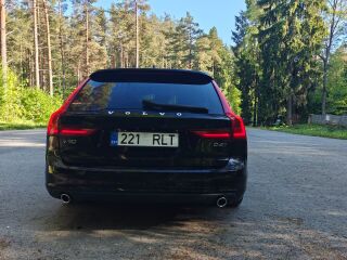 Volvo V90 2.0 140kW