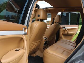 Porsche Cayenne 4.8 V8 Turbo 404kW