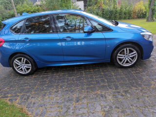 BMW 218 Active Tourer M-pakett 1.5 100kW