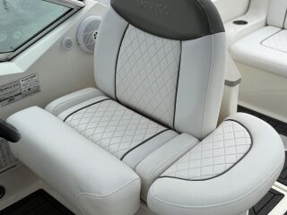 Sea Ray 240 Sundancer FACELIFT    töötunde 84h 5.0 V8 Mercruiser MPI 193kW