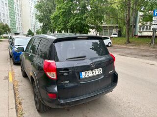 Toyota RAV4 2.2 130кВ