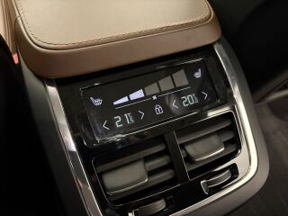 Volvo XC90 AWD T8 Inscription B&W 2.0 223kW