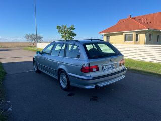 BMW 540 4.4 V8 210kW