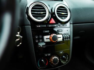 Opel Corsa 1.4 64kW