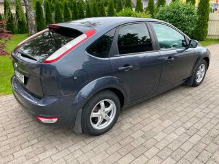 Ford Focus 1.6 74kW