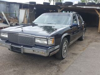 Cadillac DeVille D Elegance V8 4.1 97kW