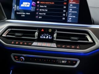 BMW X5 3.0 V6 NOVC-HEV 210kW