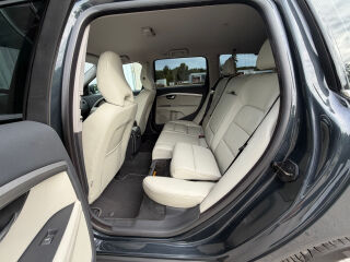 Volvo V70 Facelift Momentum 2.0 R5 D3 120kW