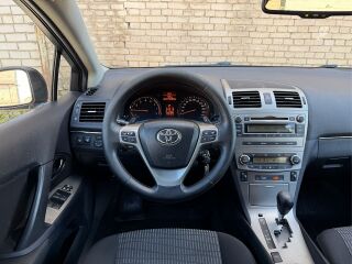 Toyota Avensis Linea Sol Style 2.0 Valvematic 112кВ