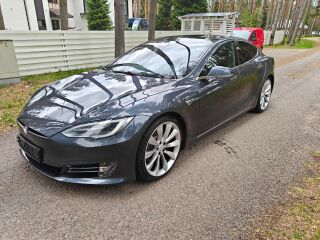 Tesla Model S 75D 386kw 158kW