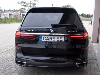 BMW X7 xDrive40d M Sports package 3.0 250kW